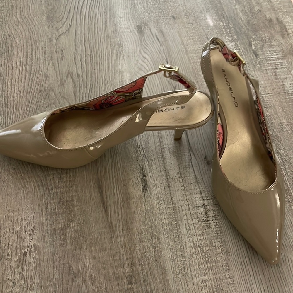 Women’s taupe Heels (worn once)